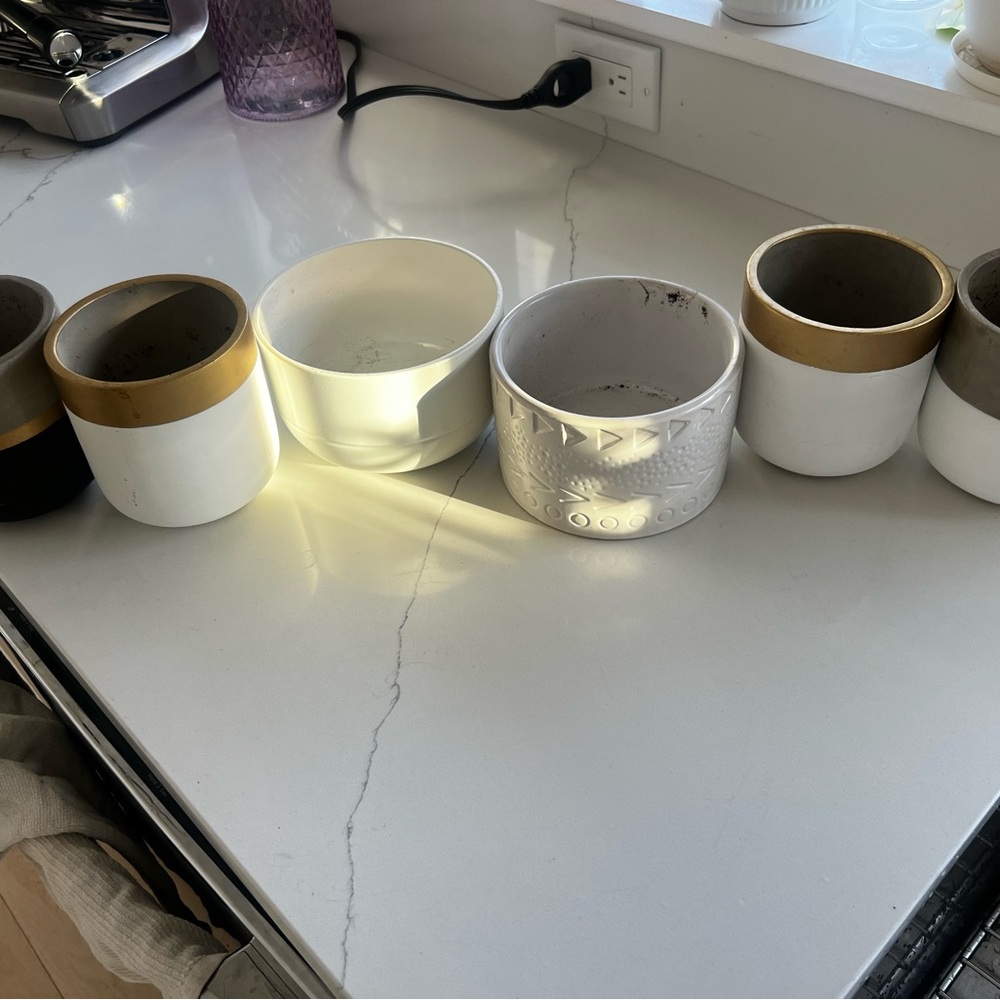 Set of White and Gold Planters
